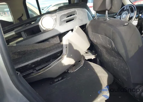 2017 Jeep Patriot Latitude 4X4 z USA, uszkodzony, nr VIN 1C4NJRFB1HD181386